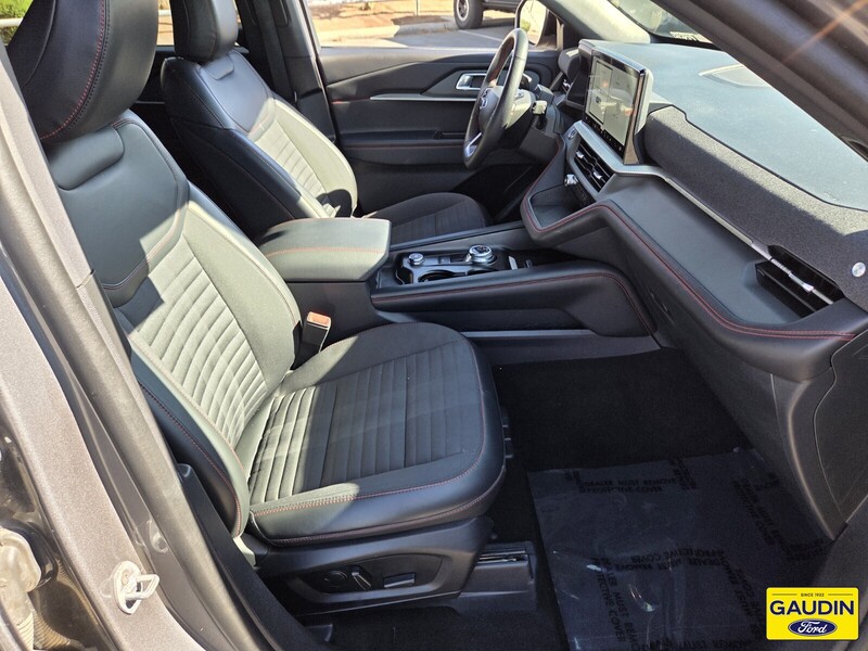 Used 2025 Ford Explorer ST-Line 4D Sport Utility