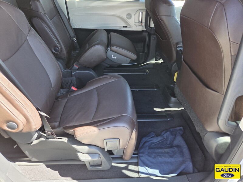 Used 2024 Toyota Sienna Platinum 4D Passenger Van