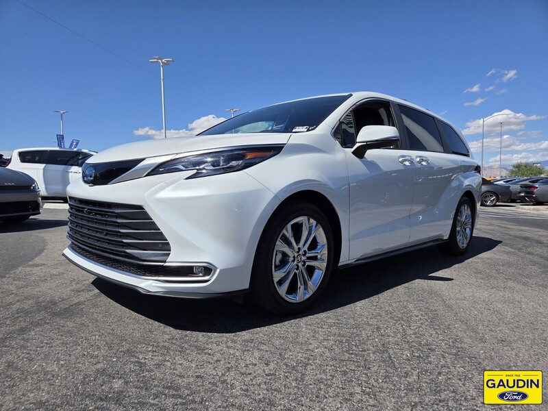 Used 2024 Toyota Sienna Platinum 4D Passenger Van