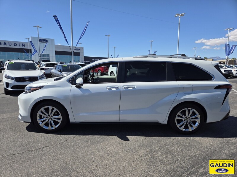 Used 2024 Toyota Sienna Platinum 4D Passenger Van