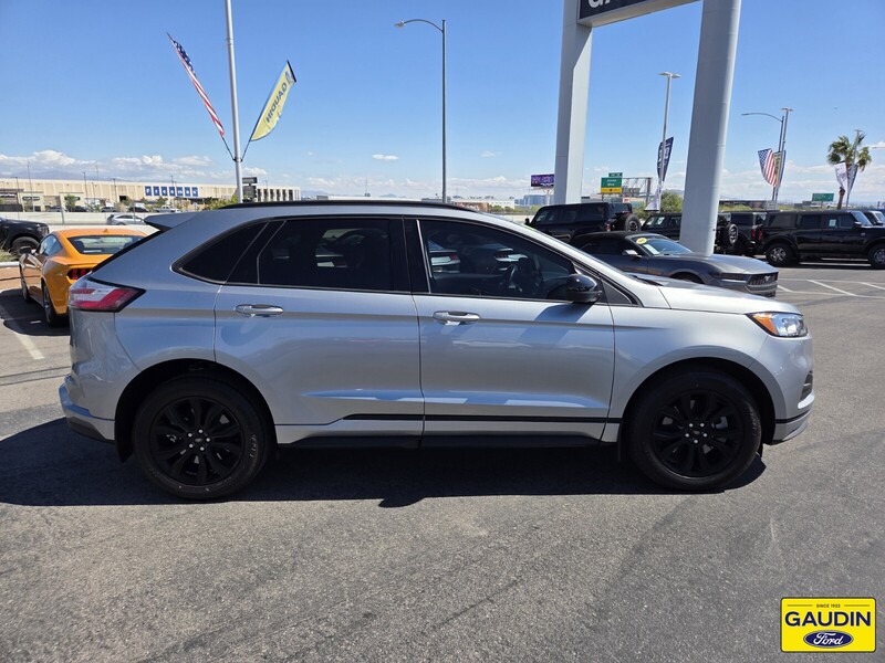Used 2022 Ford Edge SE 4D Sport Utility