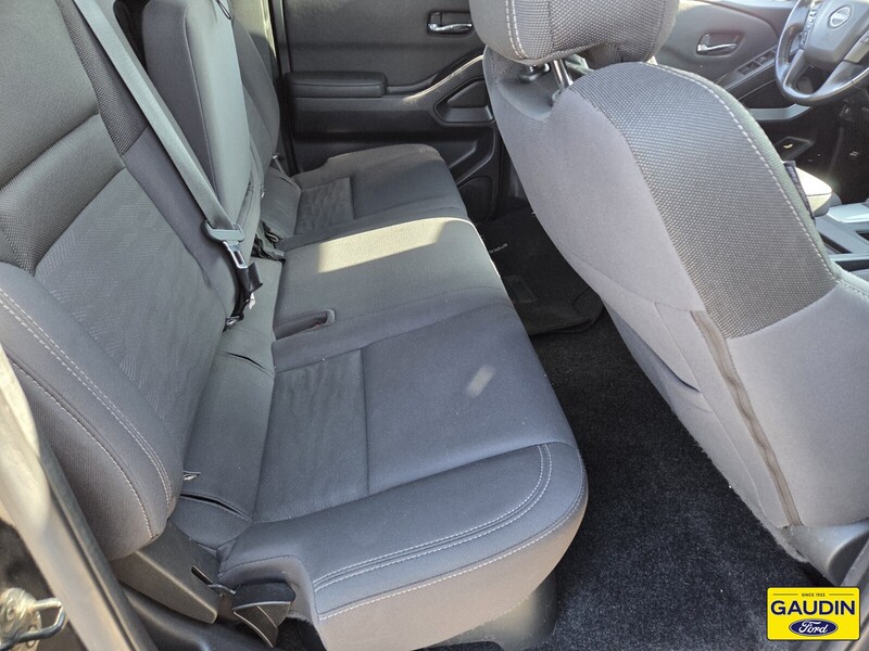 Used 2022 Nissan Frontier SV 4D Crew Cab