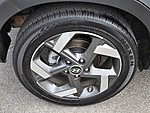 Used 2025 HYUNDAI VENUE SEL IVT in LAS VEGAS, NEVADA (Photo 12)