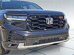 Used 2025 Honda Pilot TRAILSPORT AWD in LAS VEGAS, NEVADA (Photo 8)