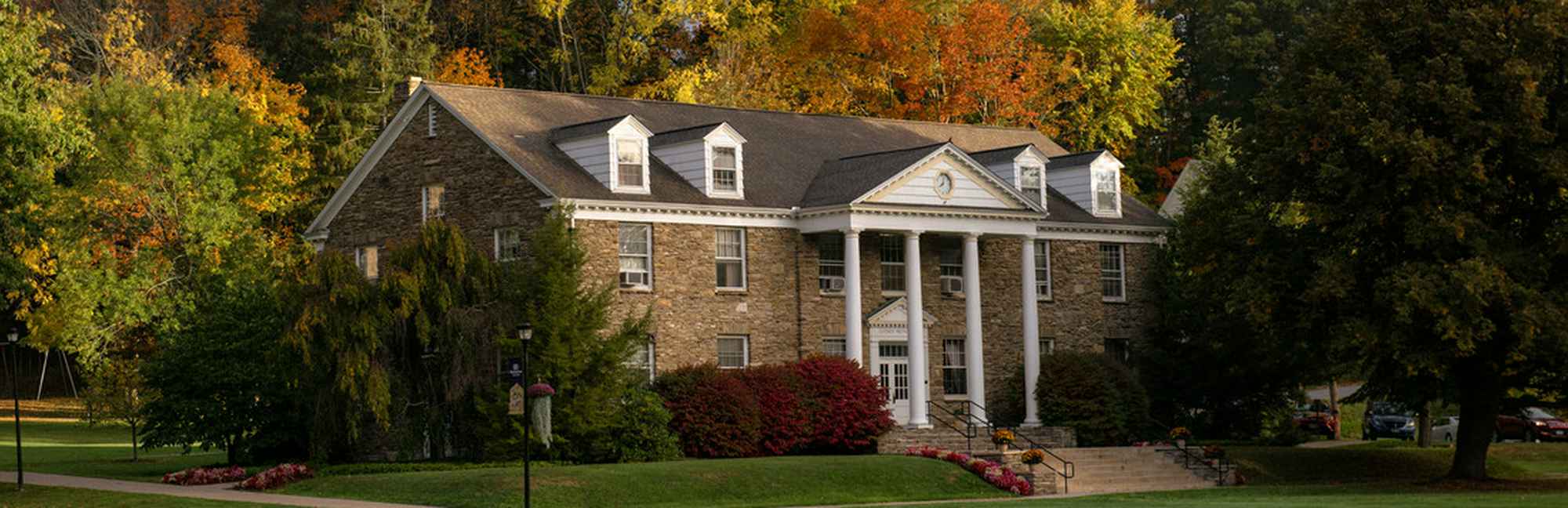 Houghton College Niche