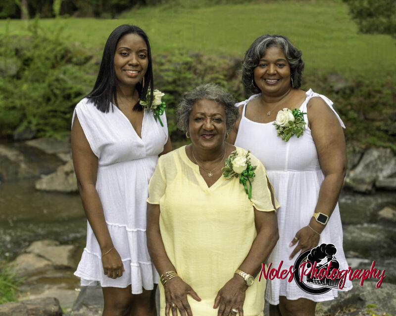 2022-The-Heard-Family-