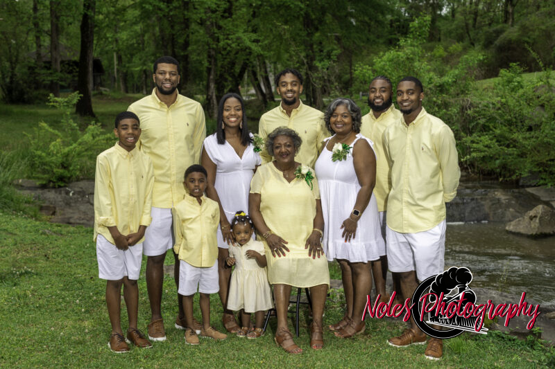 2022-The-Heard-Family-2332