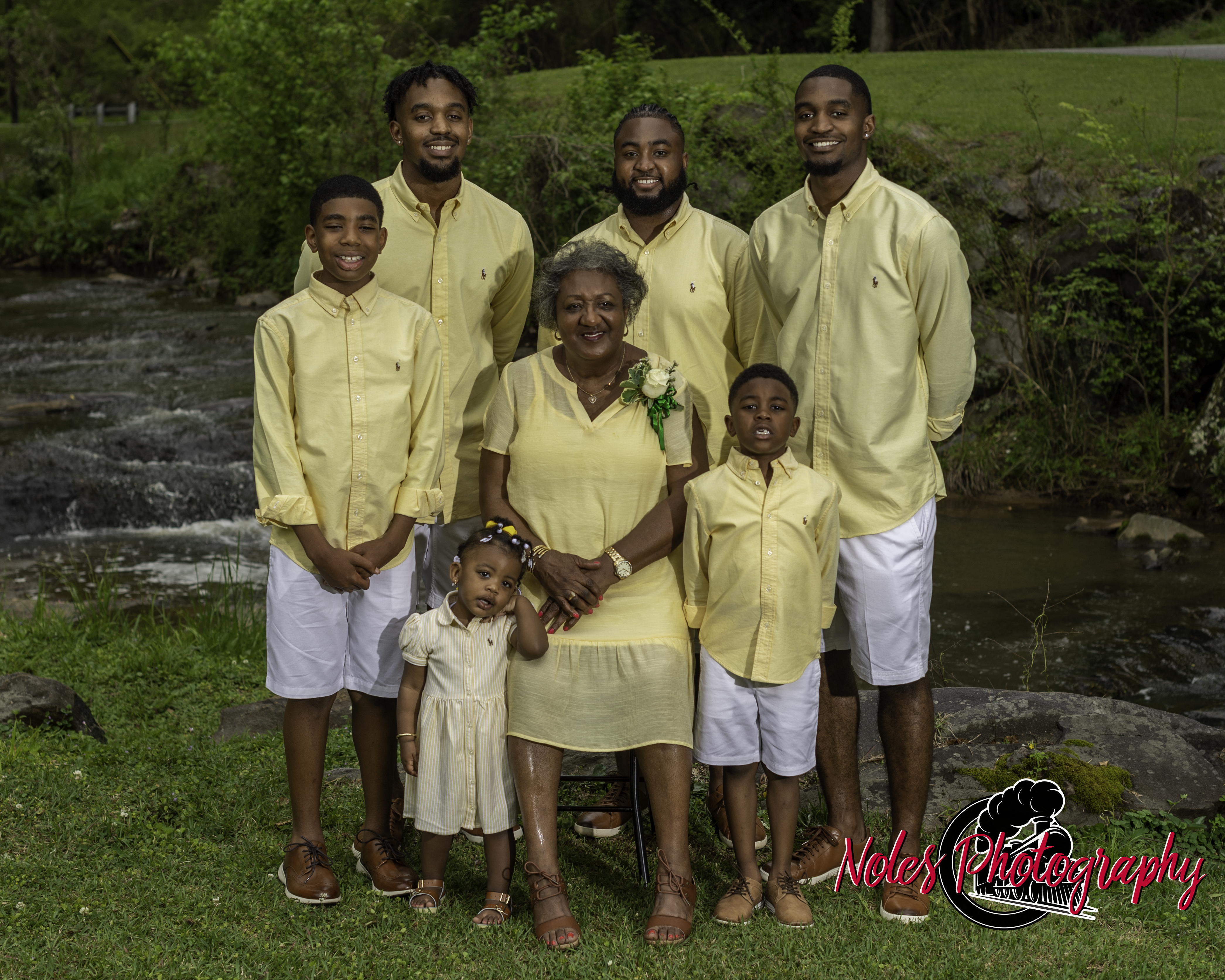 2022-The-Heard-Family-2347