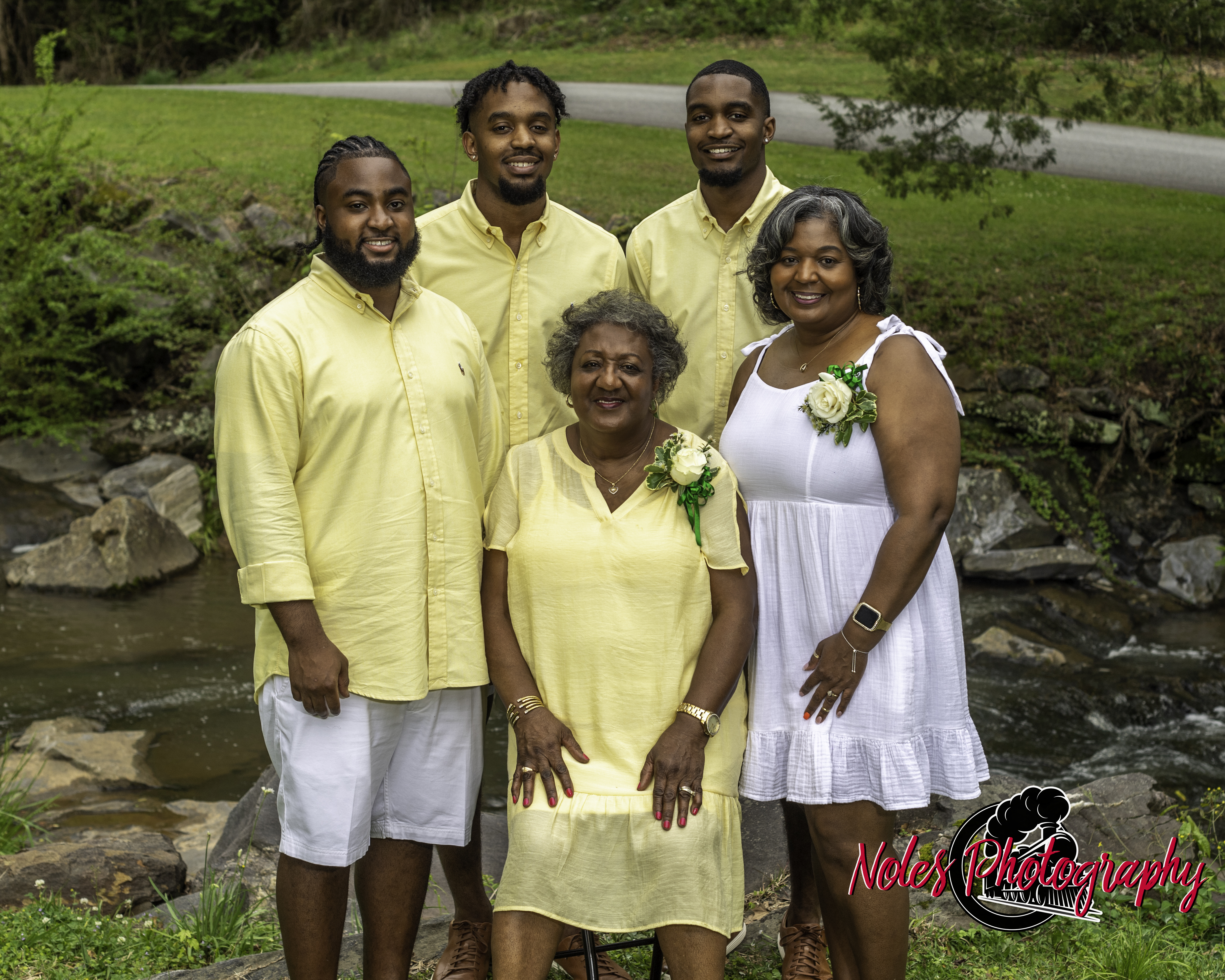 2022-The-Heard-Family-2380