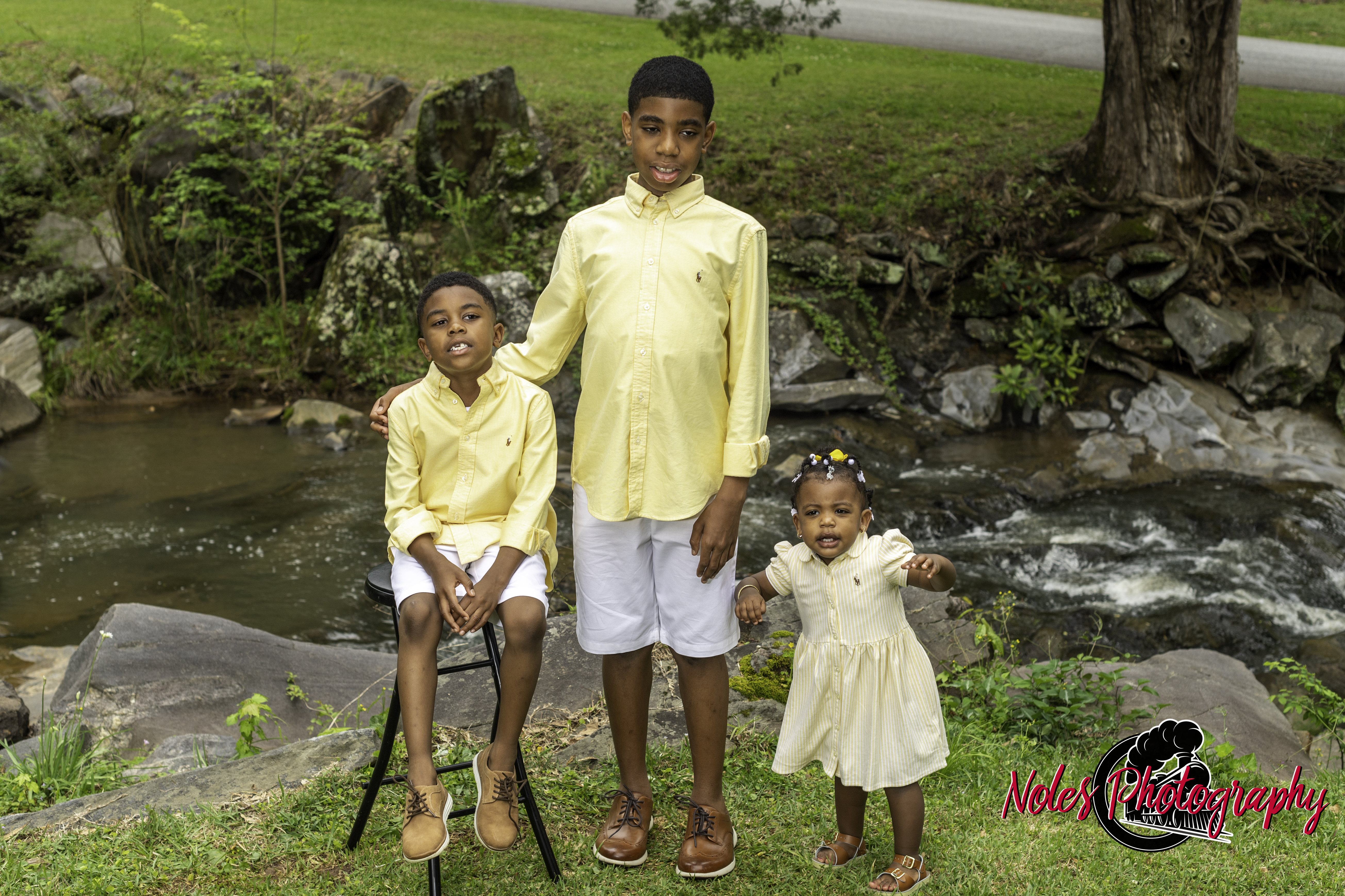 2022-The-Heard-Family-2395