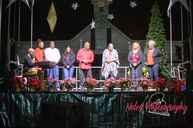 30th-Year-Victorian-Front-Pourch-RN-7553