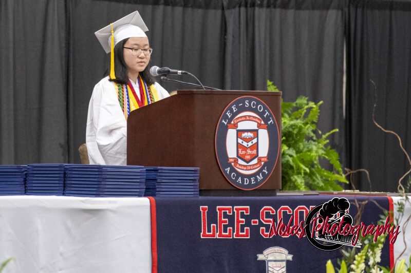 2024-Lee-ScottCommencement-RN-14699