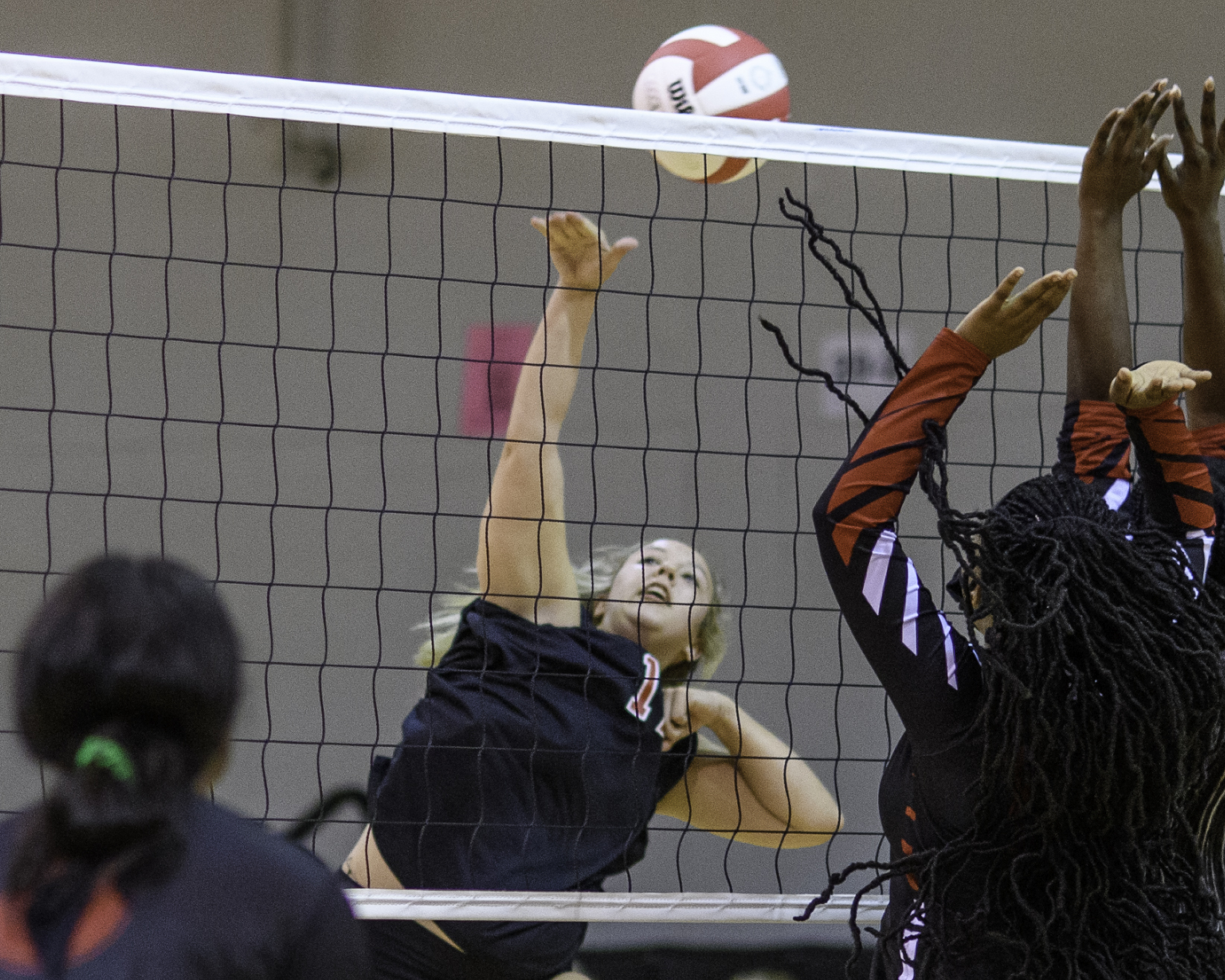 Volleyball-Opelika-Russell-Co-©-Noles-6175