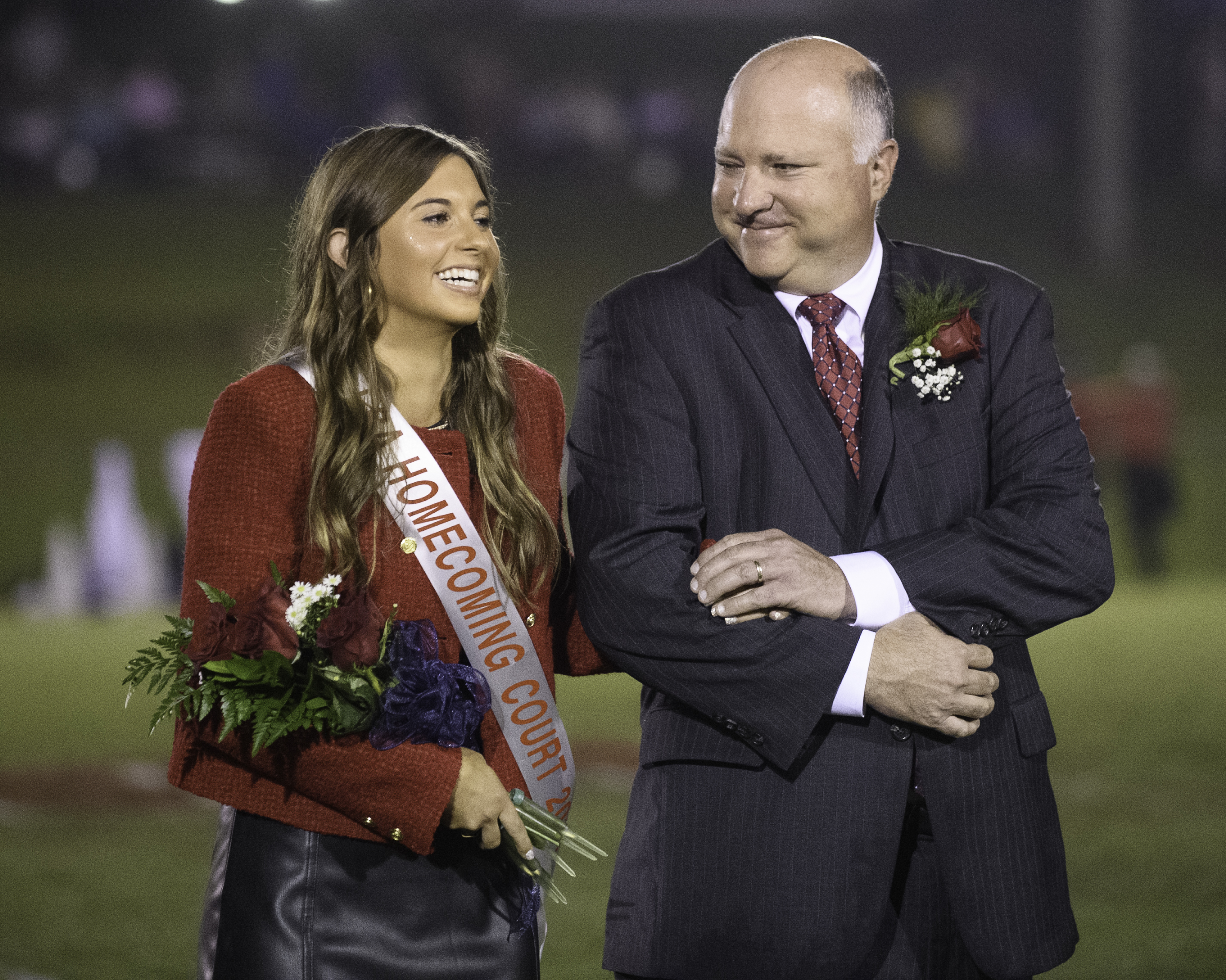 Homecoming-Queen-Payton-Huguley-with-Father©Noles-2659