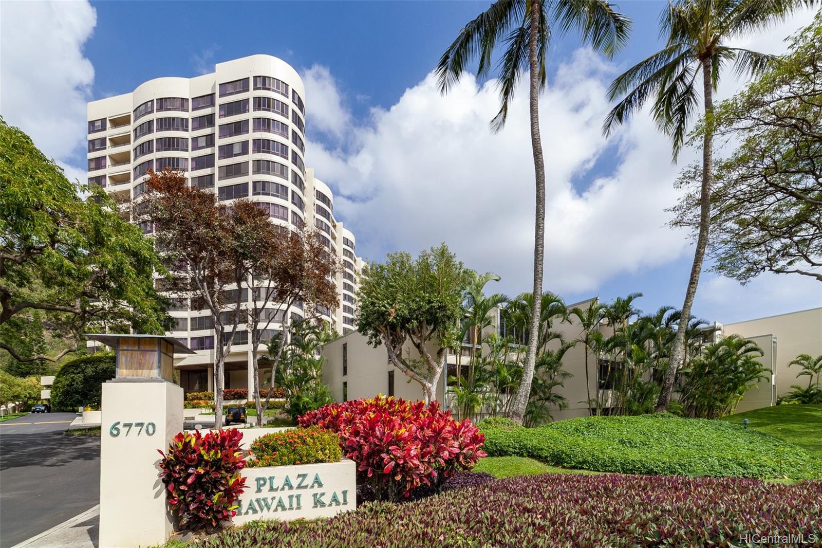 6770 Hawaii Kai Dr 1