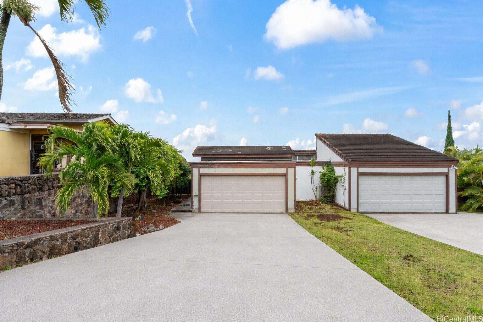 About Gayle T. Seigaku - Honolulu Board of REALTORS