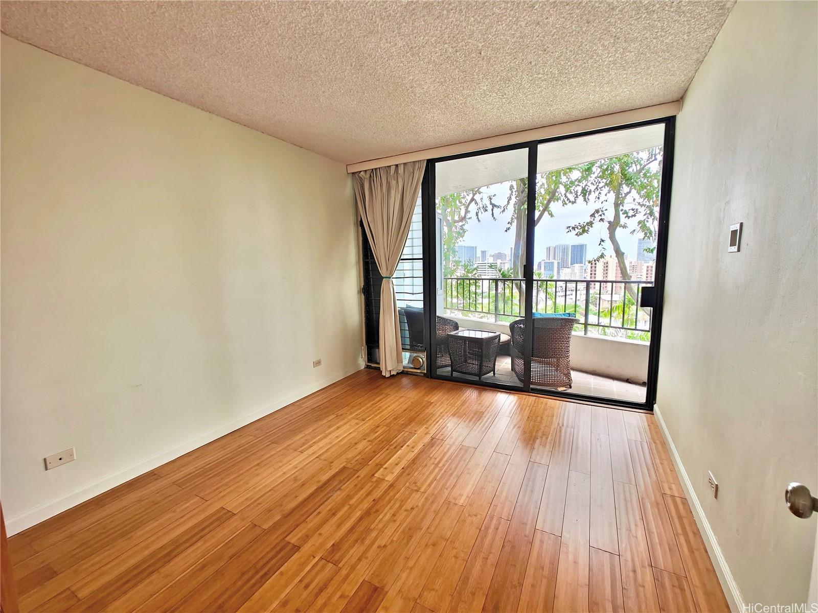 こば 965 Prospect St #307