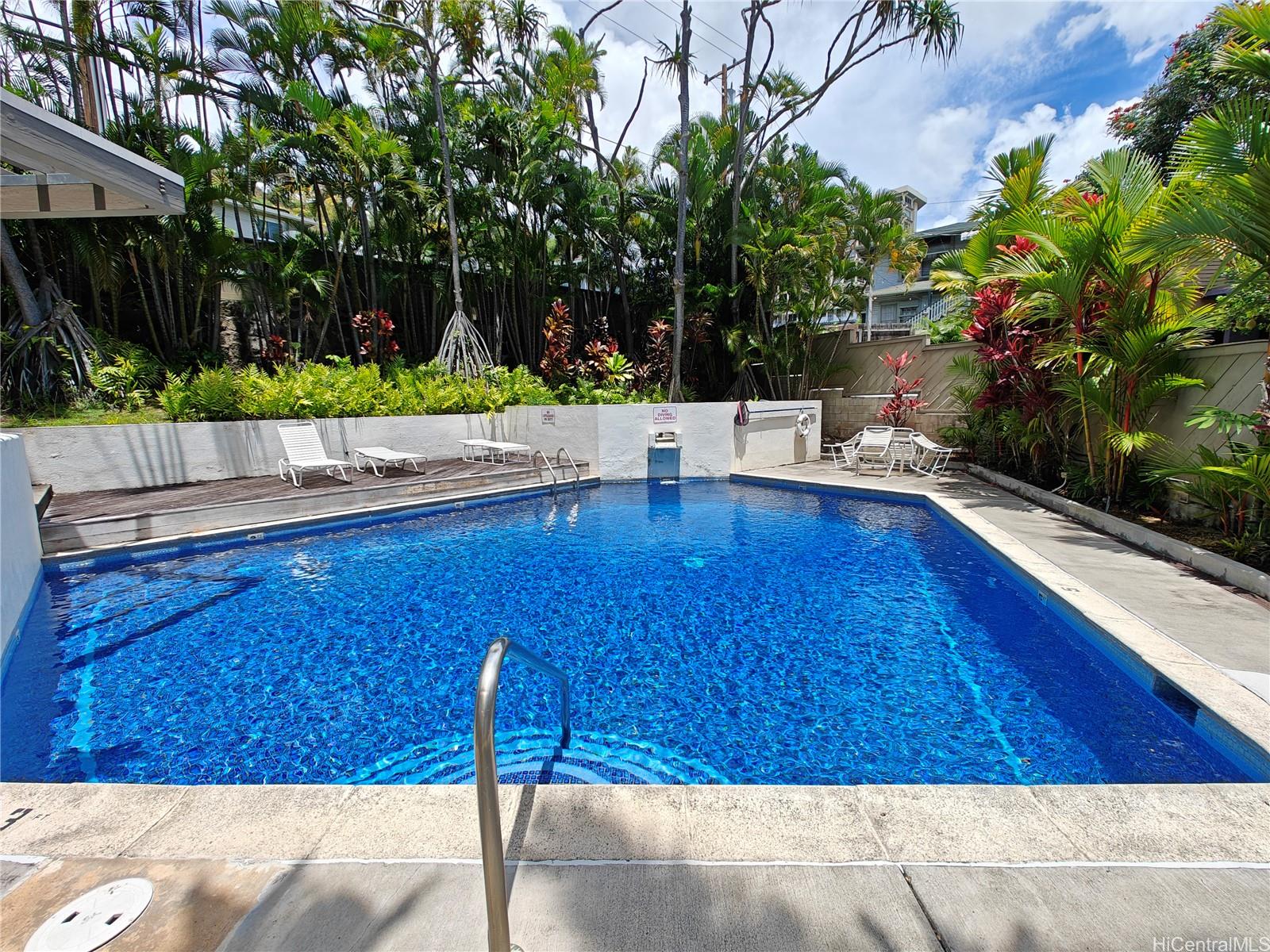 965 Prospect St #307