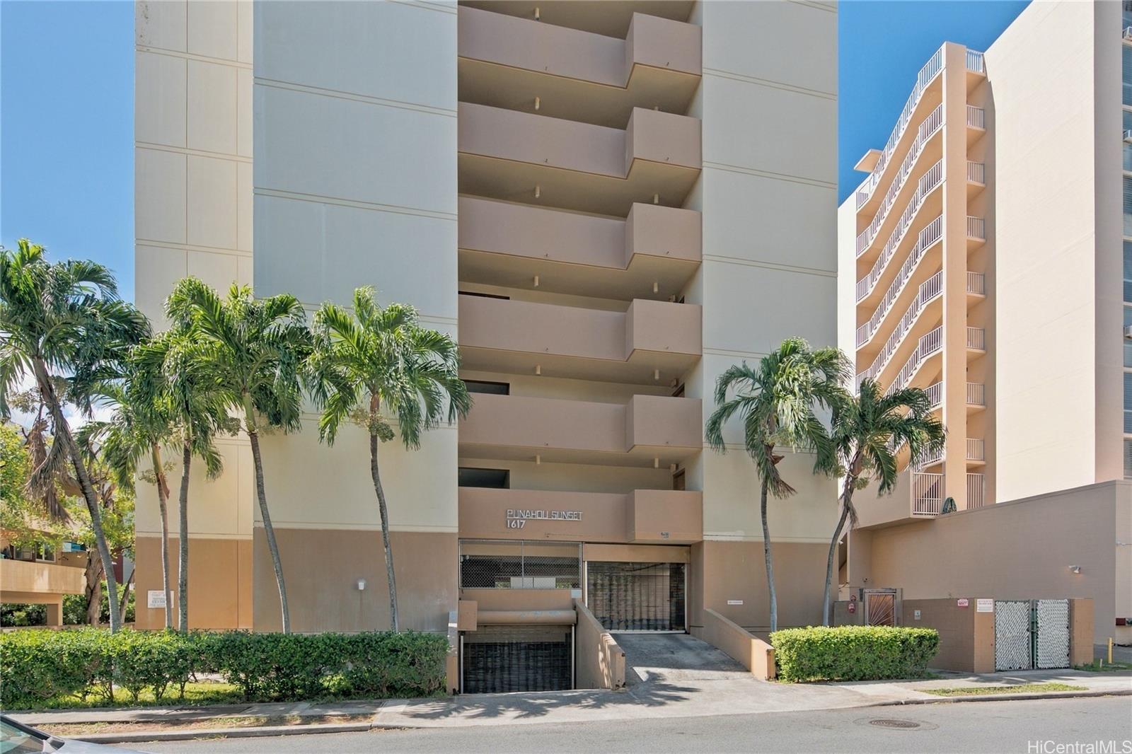 202619252 : 22