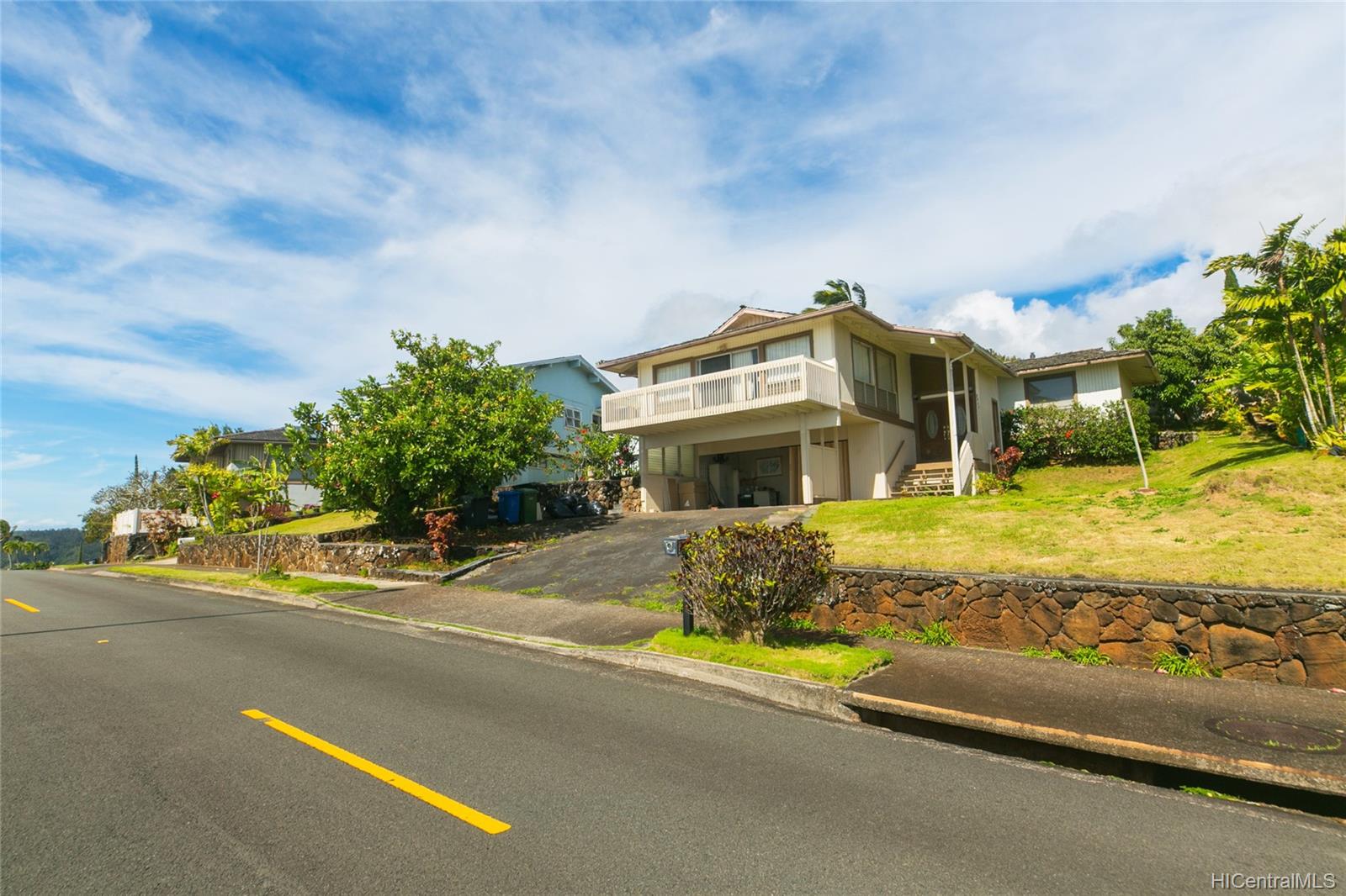 2363 Halekoa Dr