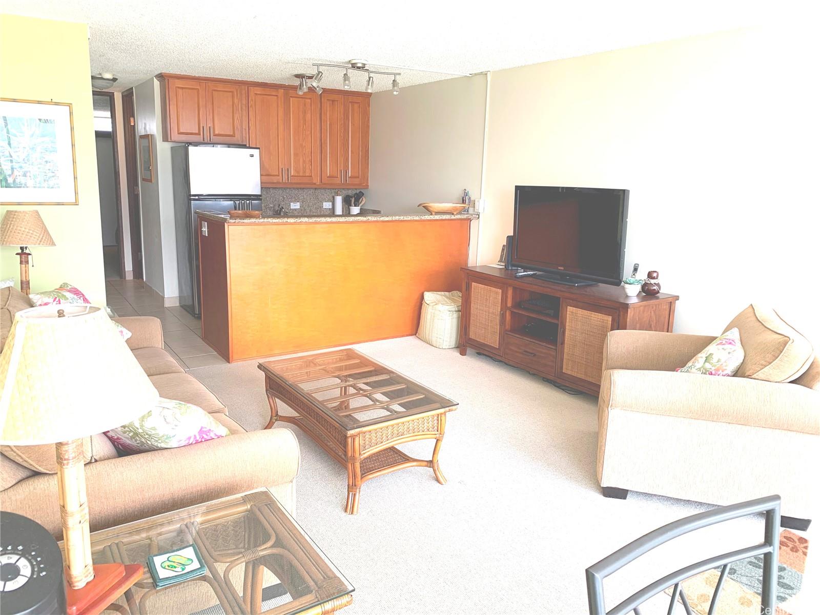 2611 Ala Wai Blvd #2006