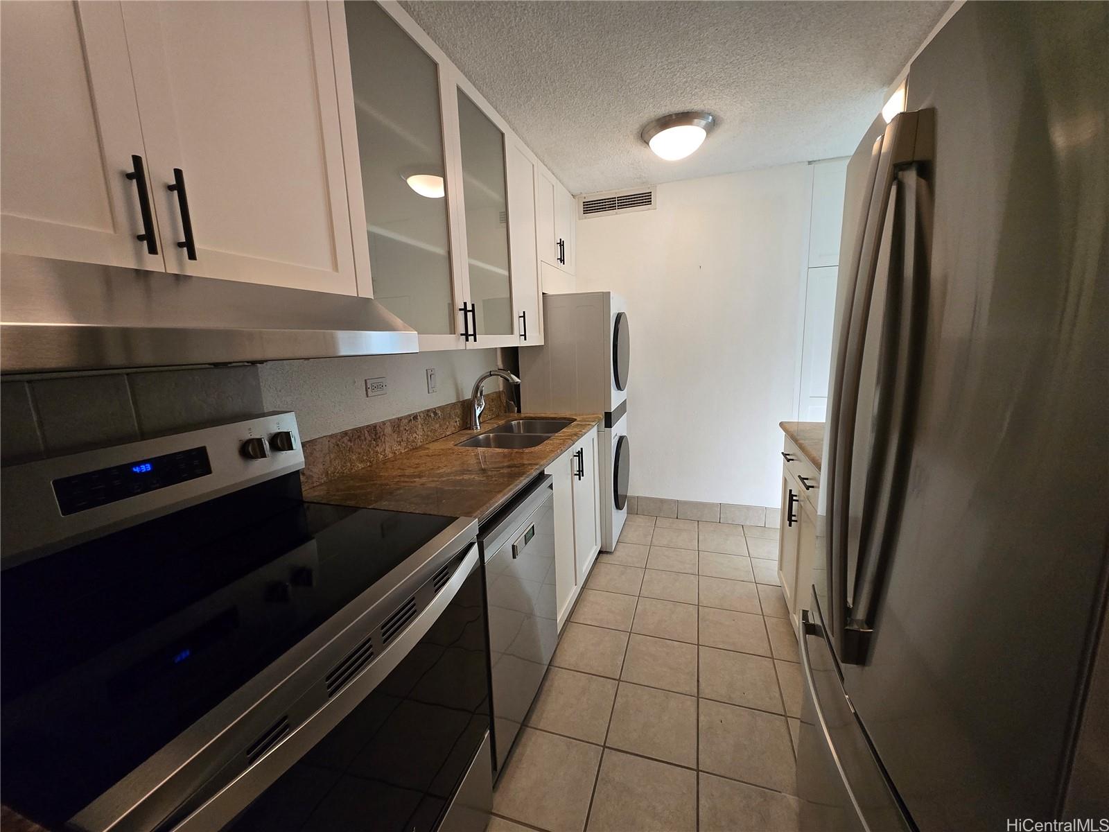 2465 Ala Wai Blvd #603