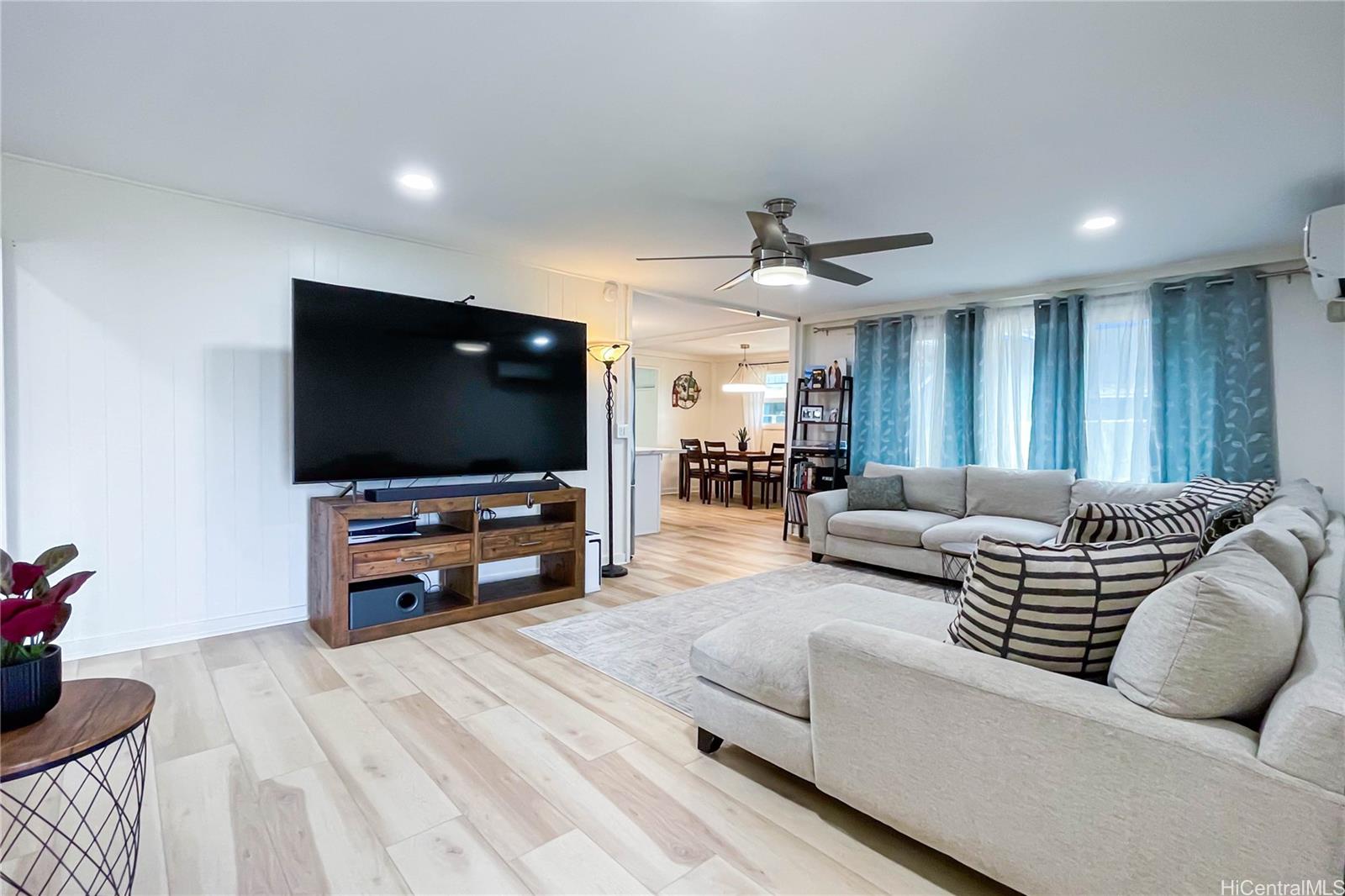 87-269 Mikana St