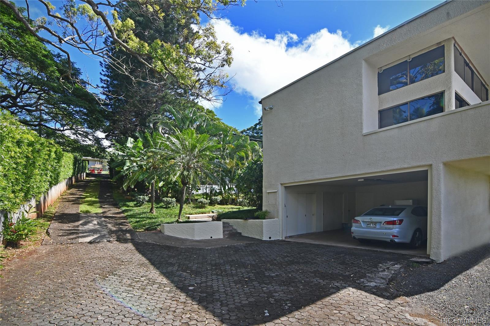2559 Tantalus Dr
