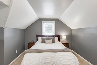Great light from the windows in the master bedroom