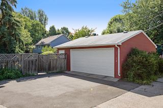 Oversized Two Car Gargage