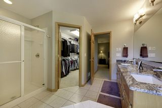 Walk in closet with plenty of space
