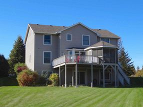 Photo provided by seller.