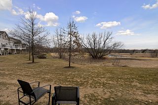 Relax and enjoy living on the golf course...