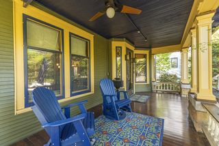 Enjoy the Summer on your glorious Front Porch! 