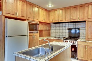 5024 Park Avenue - Easy flow - well designed kitchen