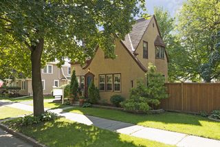 Welcome to 678 Wheelock Parkway! Overlooking the Tree-Lined Streets of St. Paul! 