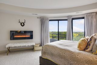DECORATIVE ELECTRIC FIREPLACE-COZY UP!