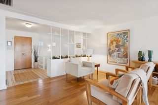 Wide Planked Oak Flooring