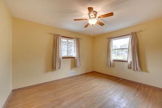Master bedroom  - hardwood floors under carpet once again! 