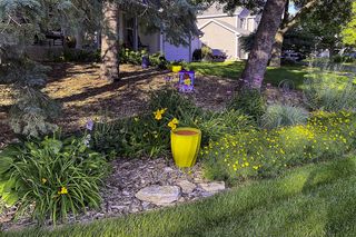 Photo provided by seller