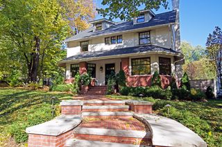 Photo provided by seller 