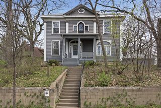 Welcome to 59 Seymour Avenue SE! 