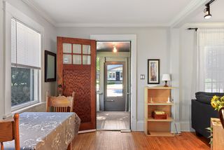 living room/dining room