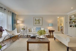 Coved ceilings, beautifully refinished hardwood floors.