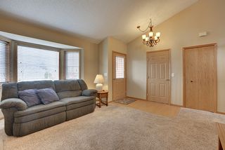 1500 4th St NE - Welcome friends and family to this lovely home with vaulted ceilings