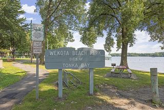 Wekota Beach park is less than a 5 minute walk away