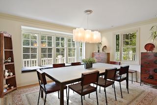 Formal dining room
