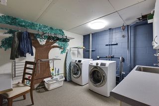 Lower level laundry