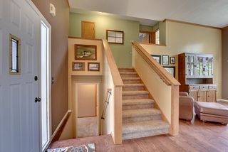 Just a few, quick steps down to the family room hangout! 