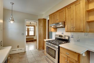 Corner pantry!